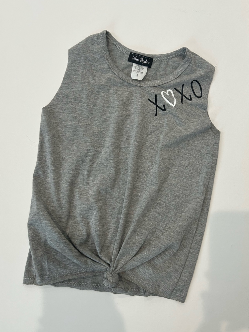 Miss Popular XOXO Heart Graphic Gray Tank Top, size 6